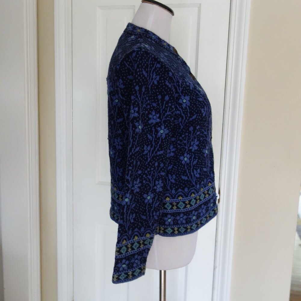 NOMADIC TRADERS Knitted Floral Embroidered Purple Sweater – Wmns Large - Picture 8 of 9